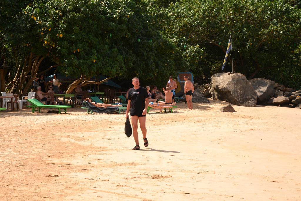 Jungle Beach Hostel Унаватуна Екстериор снимка